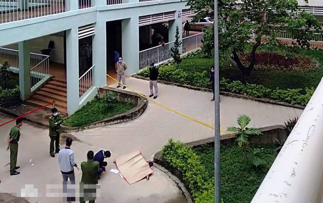 Phát hiện nam thanh niên nằm tử vong trong khuôn viên bệnh viện kèm lá thư: 'Hãy đưa tờ giấy này cho má tôi'