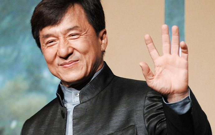 Thành Long rao bán dinh thự trị giá hơn 400 tỷ đồng vì do thua lỗ và nợ thuế?