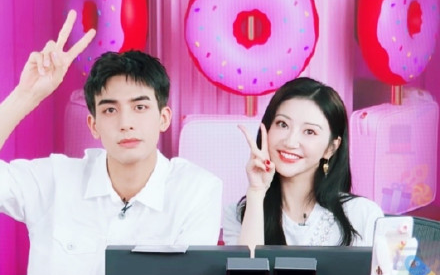 Cảnh Điềm 'bực tức' với những lời chia sẻ của Tống Uy Long trên sóng livestream