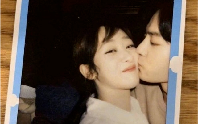 Dương Tử tỏ tình Tiêu Chiến? Từ mặt dây chuyền chữ Z cho đến khoảnh khắc giống hệt nhau