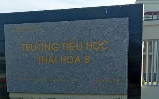 Không có chuyện học sinh lớp 3 đang mua đồ ăn sáng bị người phụ nữ lạ mặt bắt cóc