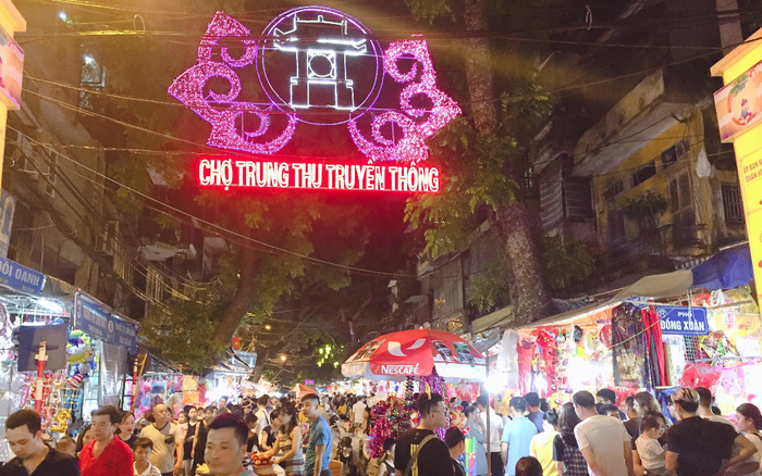 Hà Nội cấm 5 tuyến đường phục vụ lễ hội Trung thu phố cổ