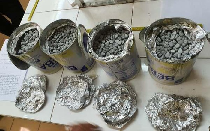 Giấu 20.000 viên thuốc lắc trong hộp sữa bột gửi từ Đức về Việt Nam tiêu thụ