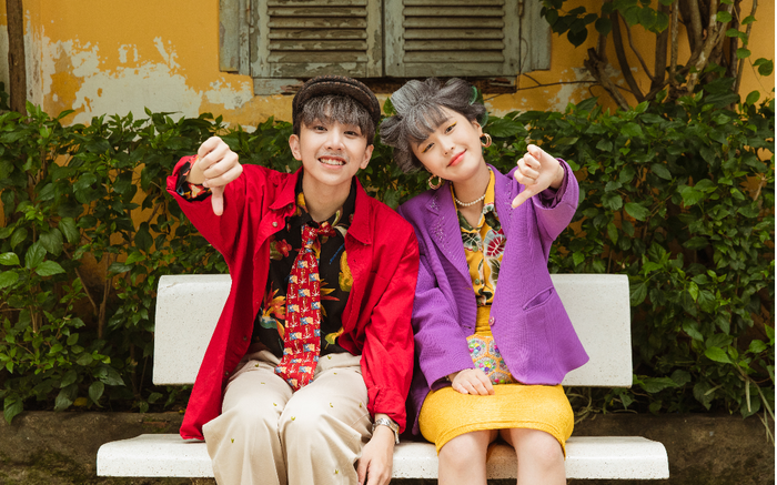 Fan té ngửa trước chùm ảnh... bỗng dưng già nua của 'couple gà bông' Han Sara – Tùng Maru