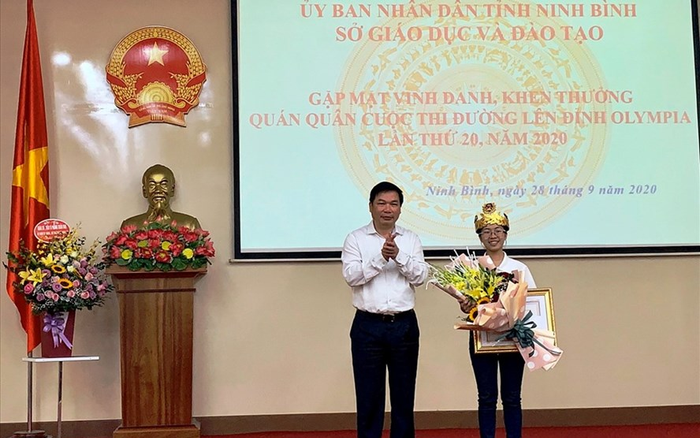 Ninh Bình vinh danh, khen thưởng Quán quân 'Đường lên đỉnh Olympia' năm thứ 20 Nguyễn Thị Thu Hằng