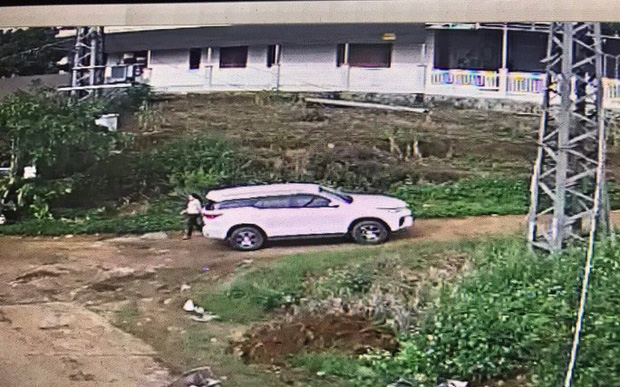 Mẹ đẻ cho con mới sinh rồi báo tin bị nhóm người bắt cóc