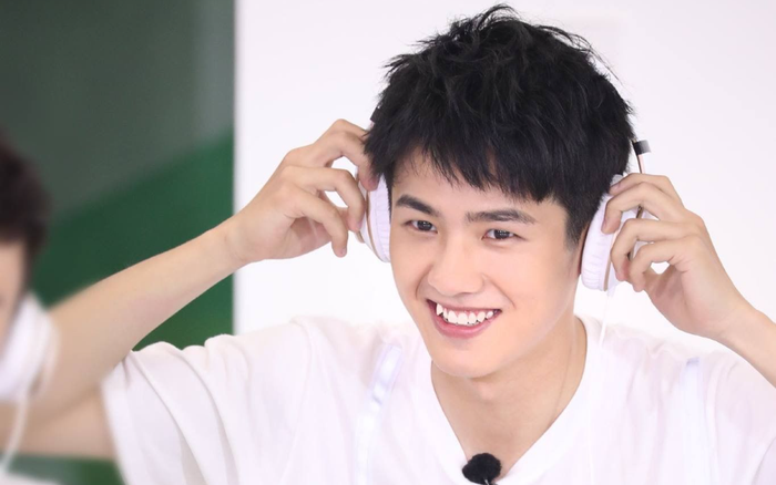 Lưu Hạo Nhiên là diễn viên thuộc thế hệ sau 95 duy nhất có tổng doanh thu phòng vé trên 10 tỷ NDT