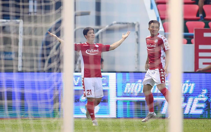 Công Phượng là hy vọng để TPHCM hạ Hà Nội FC?