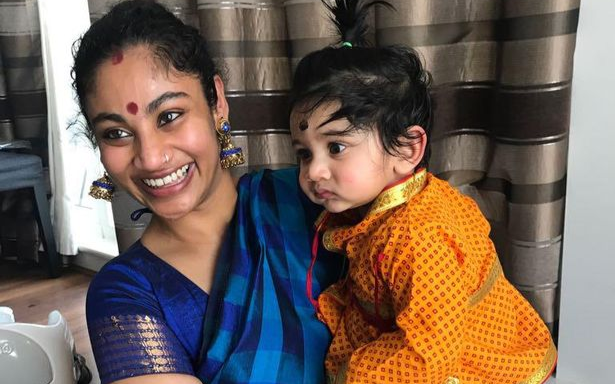 Không thấy người phụ nữ cùng con trai ra ngoài suốt 2 tuần, cảnh sát phát hiện việc kinh hãi khi đột nhập vào nhà