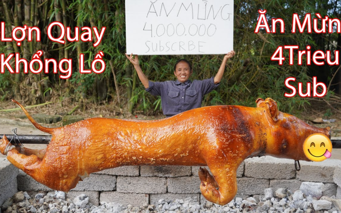 Trong lúc Hưng Vlog bị tẩy chay, Bà Tân Vlog mổ lợn ăn mừng đạt 4 triệu người theo dõi