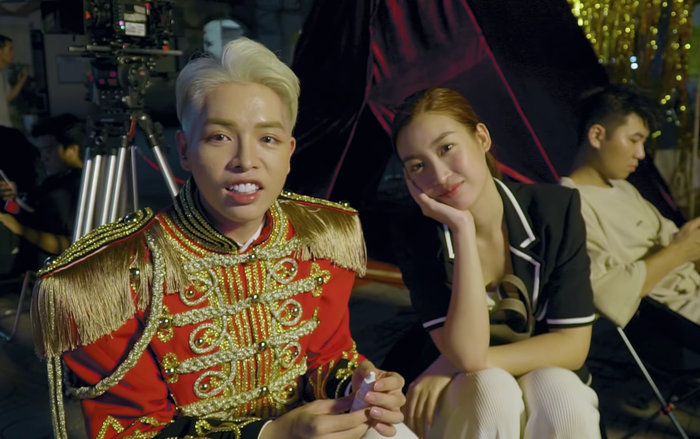 Thì ra đây là lý do khiến Đức Phúc không mời Hoa hậu Đỗ Mỹ Linh tham gia 'Người ơi người ở đừng về'