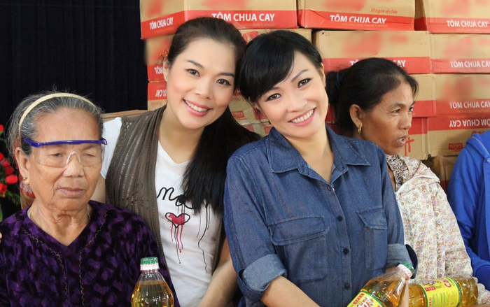 Mỹ Lệ quyên góp 500 triệu ủng hộ đồng bào miền Trung, chuẩn bị lên đường đi cứu trợ