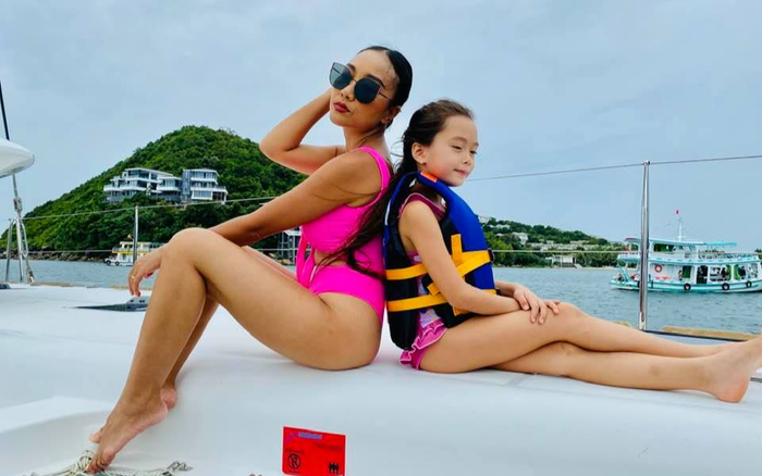 Đoan Trang đăng ảnh diện bikini chứng minh sau khi lỡ lời làm rộ nghi vấn mang thai lần 2