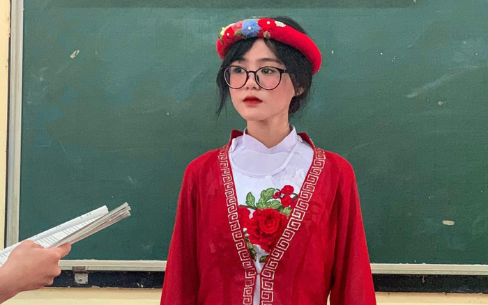 Hóa trang 'Cô Tấm' trong buổi diễn văn nghệ, nữ sinh An Giang chiếm trọn cảm tình bởi nhan sắc quá đỗi ngọt ngào