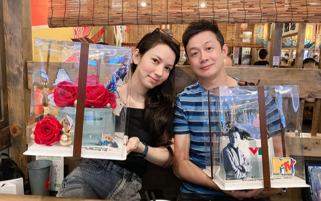 Sinh nhật MC Anh Tuấn nhưng bà xã kém 14 tuổi lại chiếm trọn 'spotlight'