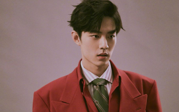 Vui vẻ sau sinh nhật chưa được bao lâu, Tiêu Chiến lại đối mặt với 3 vấn đề lớn!