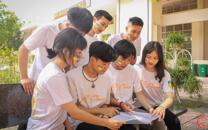 HUTECH phát động cuộc thi thiết kế áo lớp cho học sinh THPT với giải thưởng 'khủng' hơn 5,2 tỷ đồng