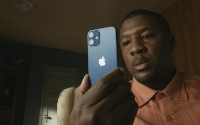 Nghi vấn Apple tự bóp hiệu năng của chip Apple A14 trên iPhone 12