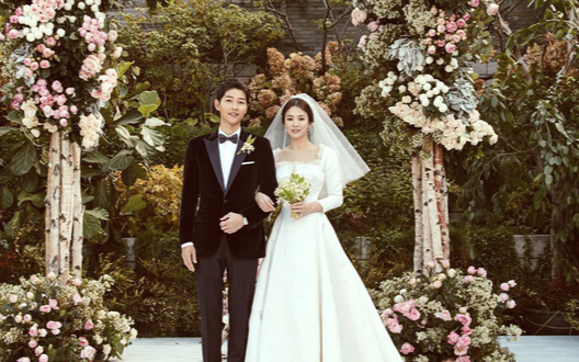 Hết Song Hye Kyo đến lượt Song Joong Ki bị 'réo tên' trên show truyền hình