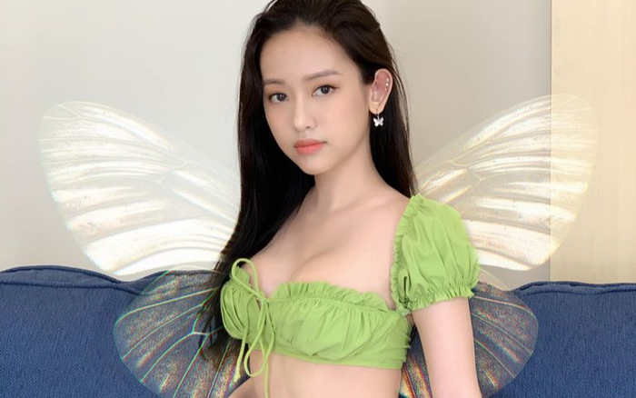 Vừa công khai nâng cấp vòng 1, Thúy Vi đã diện bikini nóng bỏng khoe 'thành quả'