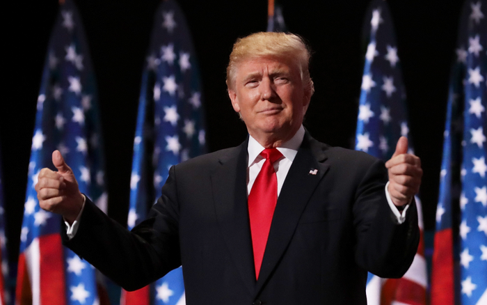 Tổng thống Trump tin mình 'chắc thắng' vì có bùa may mắn