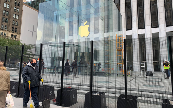 Apple Store dựng rào chắn phòng bạo loạn sau bầu cử Tổng thống Mỹ