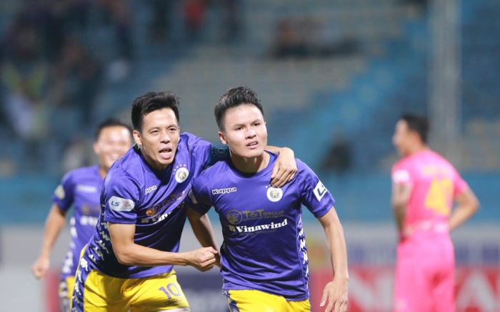 Quang Hải tỏa sáng, Hà Nội FC đua vô địch với Viettel
