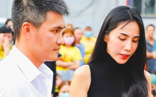 Công Vinh 'đáp trả' anti-fan: 'Ai muốn đếm tiền hãy bỏ gia đình 15 ngày theo Vinh'