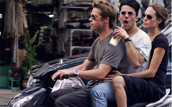 Anh chàng giỏi Photoshop ghép ảnh mình vào ảnh người nổi tiếng và cái kết không thể 'chất' hơn