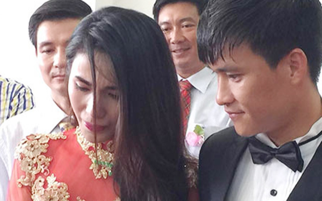 Vì quá yêu Công Vinh, Thủy Tiên từng làm như... ôsin ở nước ngoài và cam chịu định kiến