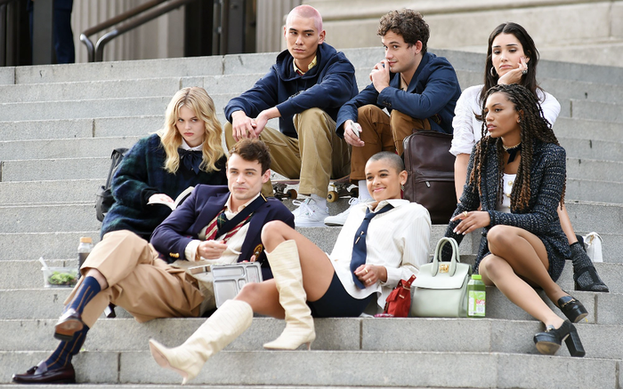 Huyền thoại Gossip Girl trở lại với dàn cast mới toanh