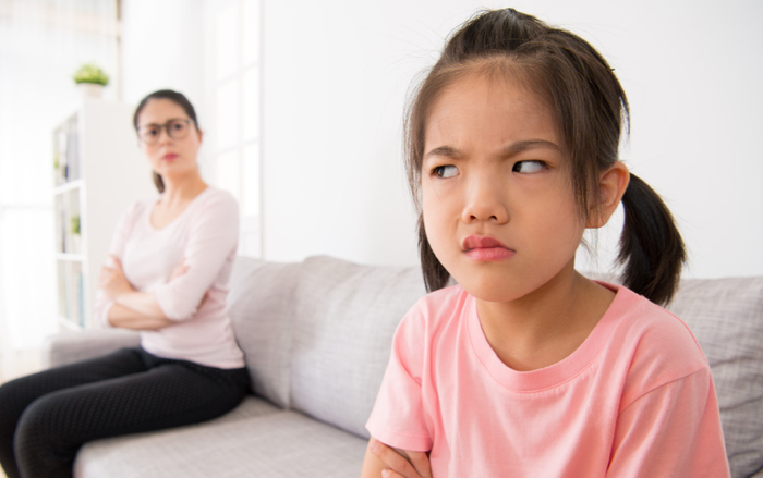 Từ lời đùa của hàng xóm 'em cháu có 'quả ớt' nên bố mẹ thương hơn, cháu ra rìa rồi' đến bi kịch ám ảnh