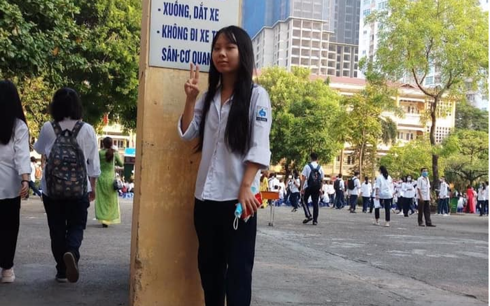 Nữ sinh lớp 12 ở Hà Nội rời khỏi nhà lúc nửa đêm rồi mất tích bí ẩn