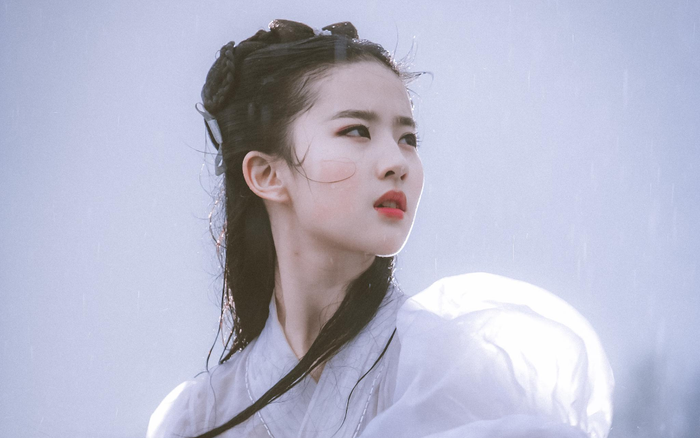 Lưu Diệc Phi và những tạo hình cổ trang trên màn ảnh