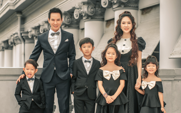 Lý Hải - Minh Hà kỷ niệm 10 năm ngày cưới, chia sẻ câu chuyện 'dở khóc dở cười' trong hôn lễ