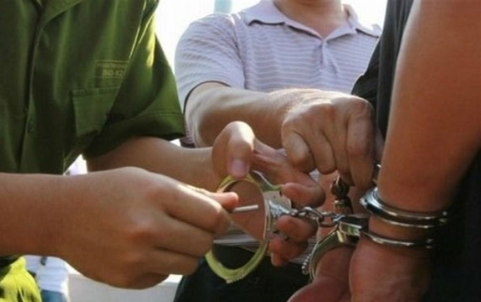 Làm mất tiền đặt cọc mua ma túy, nam thanh niên bị nhóm người 'bắt cóc' đòi tiền chuộc