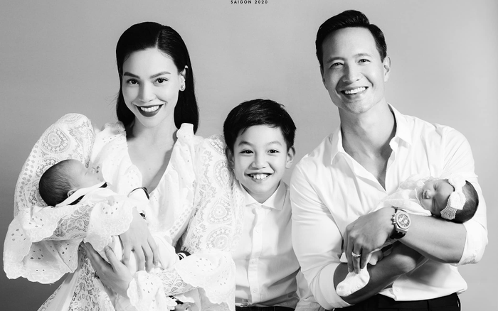 Bức ảnh gia đình 5 thành viên của Hà Hồ: Đầy viên mãn và ngọt ngào