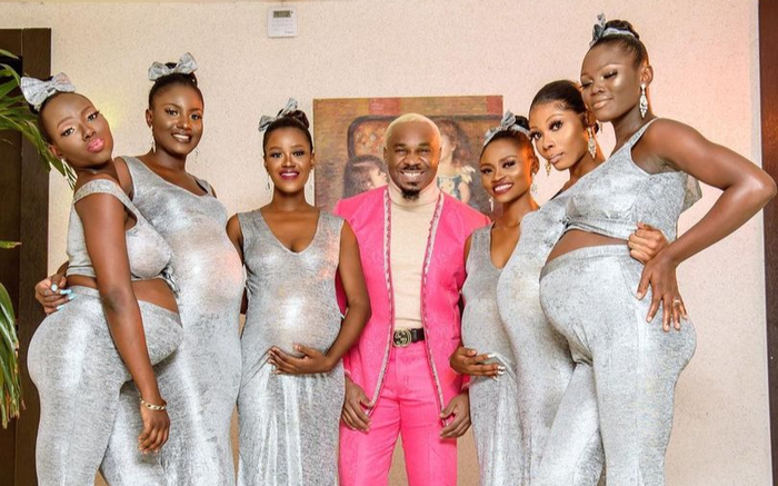 Người đàn ông dẫn 6 bạn gái mang bầu đi ăn cưới, khẳng định là cha của cả 6 đứa bé