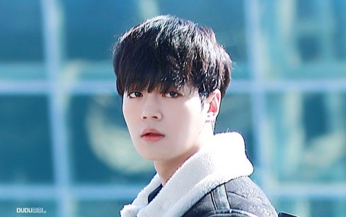 Chấn động: Bitto (UP10TION) - Idol đầu tiên nhiễm COVID-19, làng giải trí Kpop 'toang'