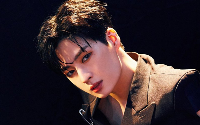 Xác nhận idol Hàn thứ 2 nhiễm Covid-19: TREASURE đã có kết quả xét nghiệm!