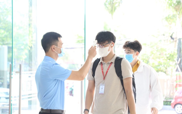 TP HCM: Nhiều sinh viên rơi vào diện F1, F2 do có tiếp xúc với 2 ca nhiễm COVID -19 là BN 1342 và BN 1347