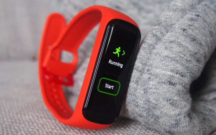Samsung ra mắt thiết bị đeo theo dõi sức khỏe Galaxy Fit2 ở Việt Nam