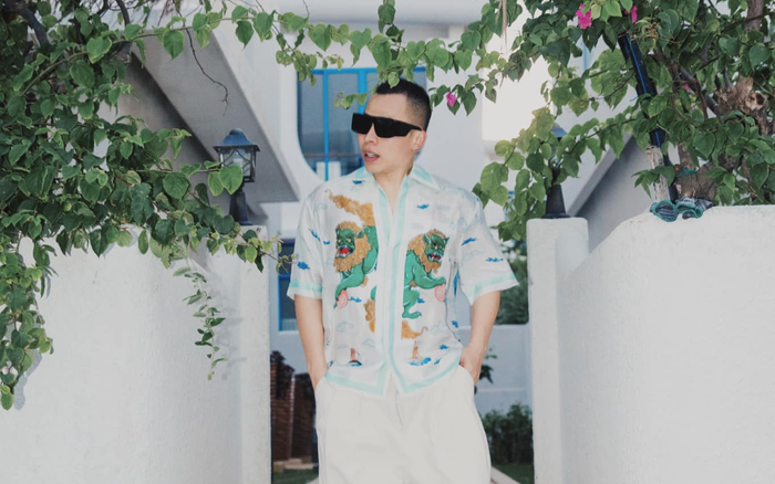 Mặc kệ cư dân mạng réo gọi khi Covid-19 'bùng lại', Vũ Khắc Tiệp vẫn tổ chức tiệc sinh nhật linh đình