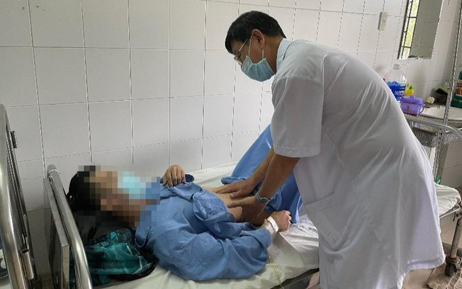 Chuyện hy hữu: Nam thanh niên tự tay bẻ gãy dương vật, phải nhập viện cấp cứu