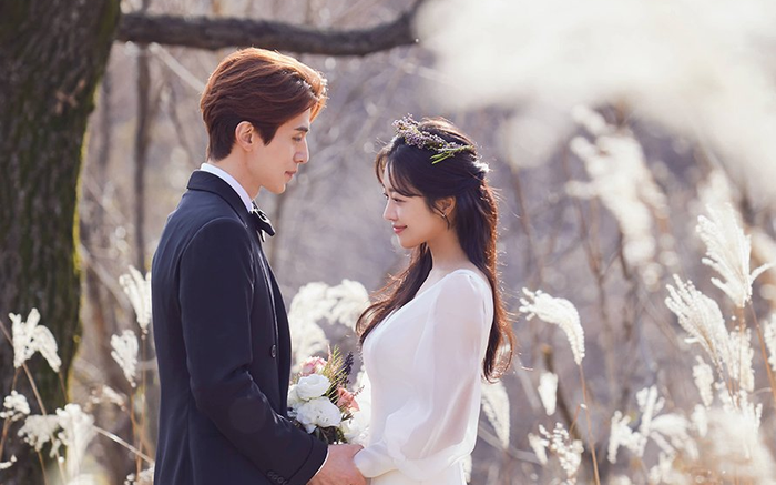 Lee Dong Wook chính thức kết hôn với Jo Bo Ah: Ảnh cưới đẹp lung linh!