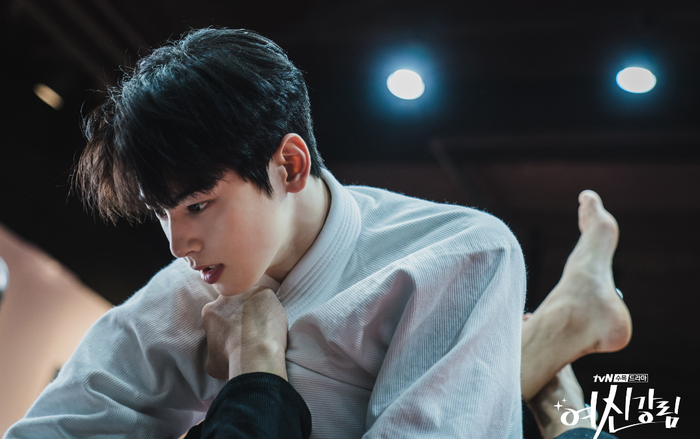 Cha Eun Woo trong 'True Beauty': Đấu võ thôi cũng đẹp trai