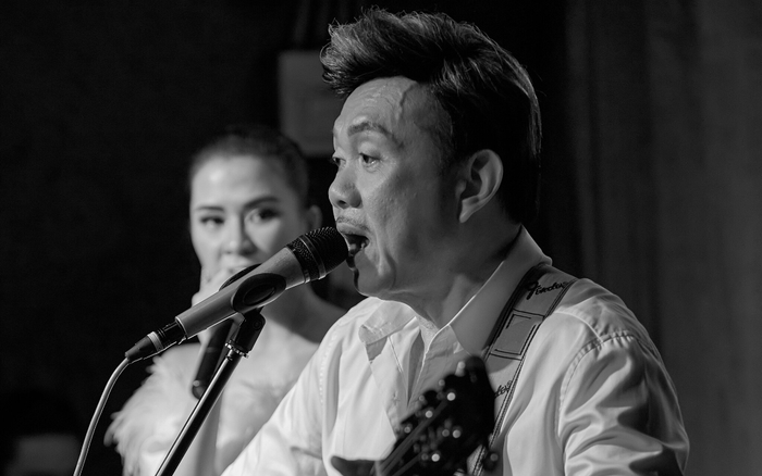 Nghẹn ngào nhìn lại những sân khấu âm nhạc đầy cảm xúc của cố nghệ sĩ Chí Tài