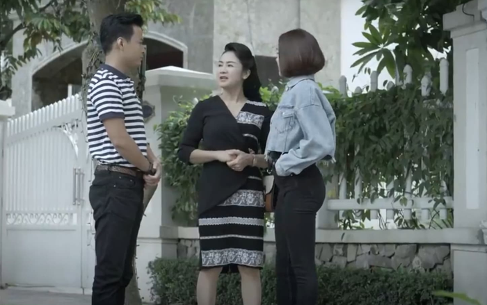 Tập 1 'Hướng dương ngược nắng': Cái chạm mặt đầu tiên của cặp song Hồng đầy thú vị