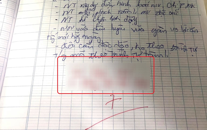 Cho học sinh 7 điểm kiểm tra môn Văn nhưng cô giáo lại để lại lời phê khiến nhiều người thấy mâu thuẫn