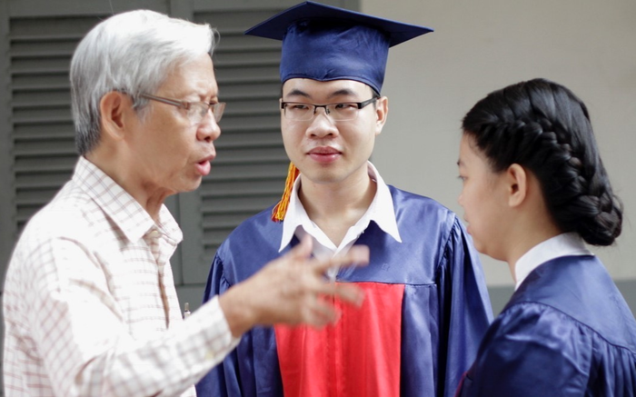 Vì sao các trường ĐH 'mạnh tay' cho hàng nghìn sinh viên thôi học?